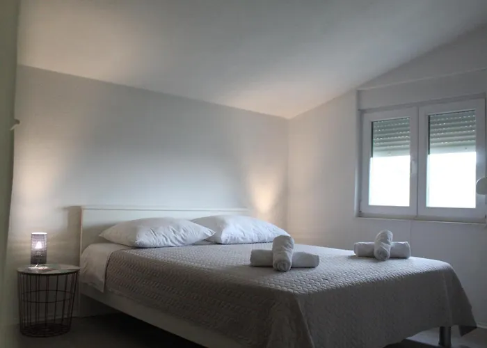 Oliva Apartmán Posedarje